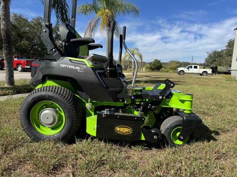 Closed Qwikchute position on a Greenworks Optimus Z mower